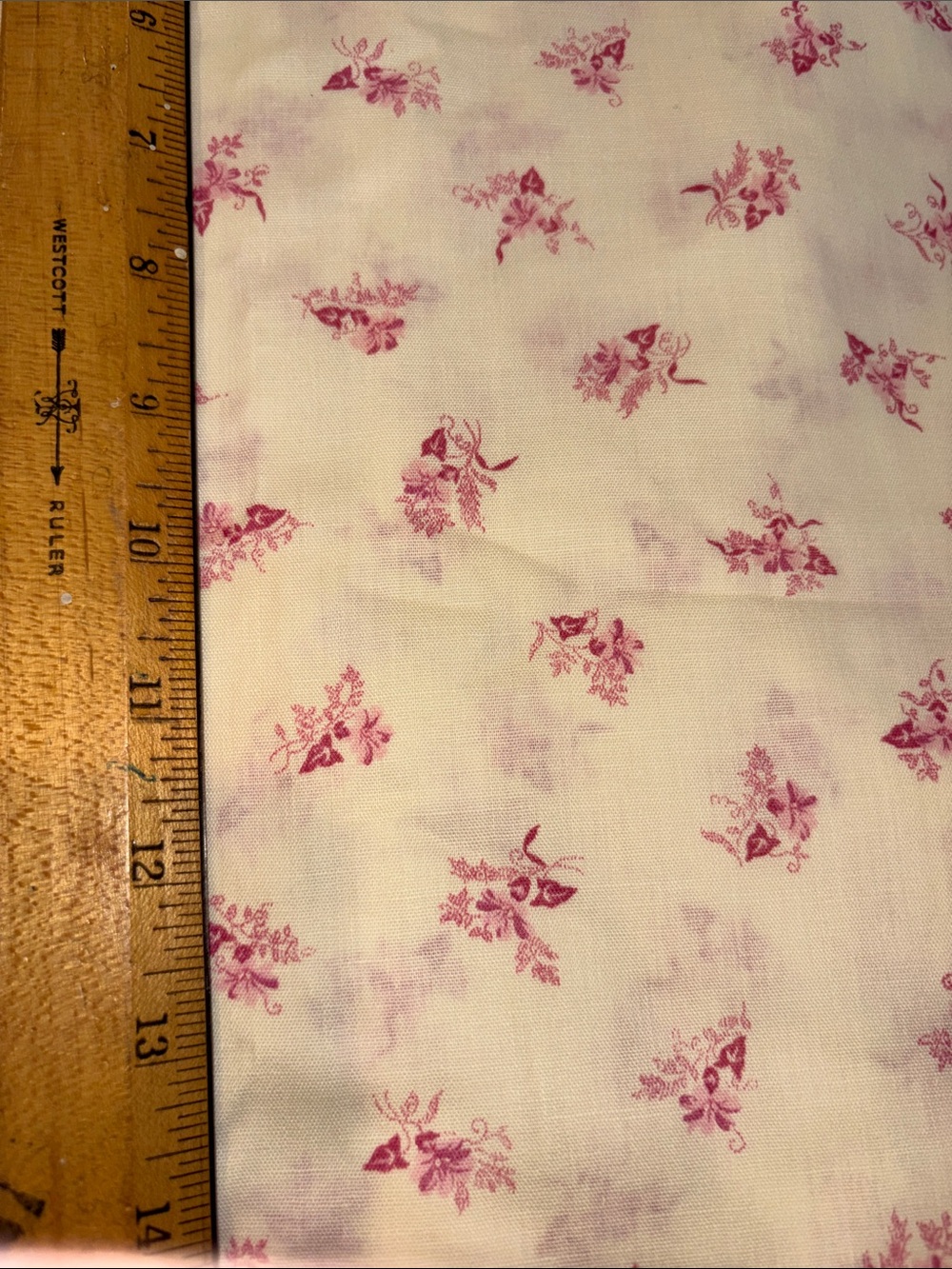 Huge vintage piece 44 x 154 Pink Floral Printed Cotton Fabric D4